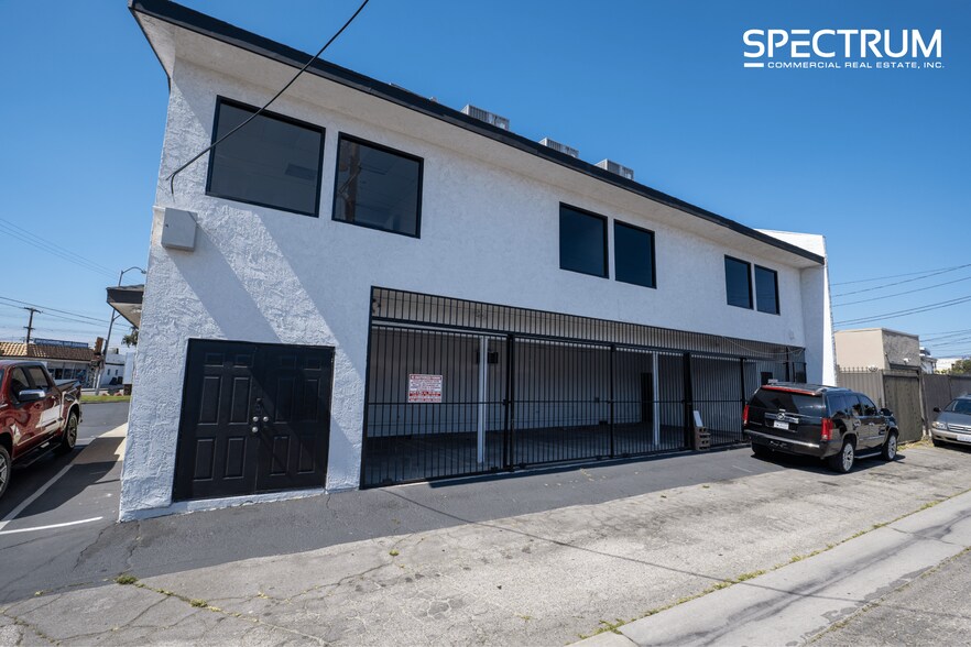 2537 W Beverly Blvd, Montebello, CA à louer - Photo de l’immeuble – Image 3 sur 15