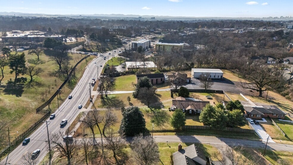2918 Lebanon Pike, Nashville, TN à vendre - Photo de l’immeuble – Image 3 sur 4