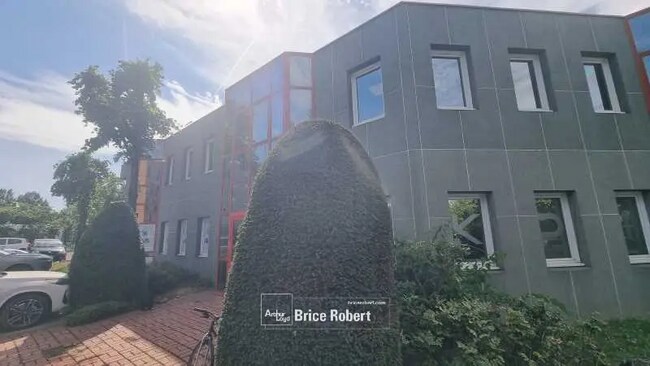 Plus de détails pour Bureau à louer