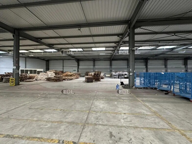 Industriel/Logistique dans Roissy-en-France à louer - Photo de l’immeuble – Image 2 sur 10
