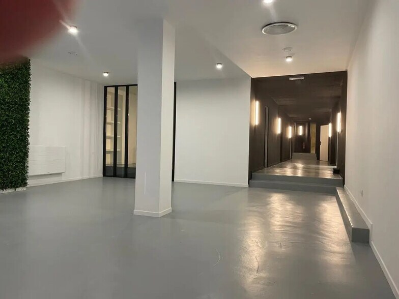 Local commercial dans Bordeaux à louer - Photo intérieure – Image 2 sur 7