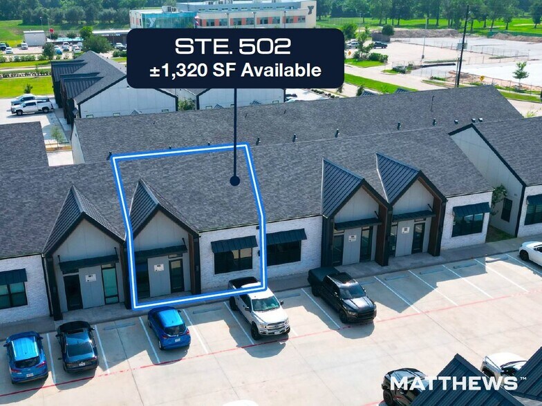 1325 Main St, Katy, TX à louer - Photo principale – Image 1 sur 3