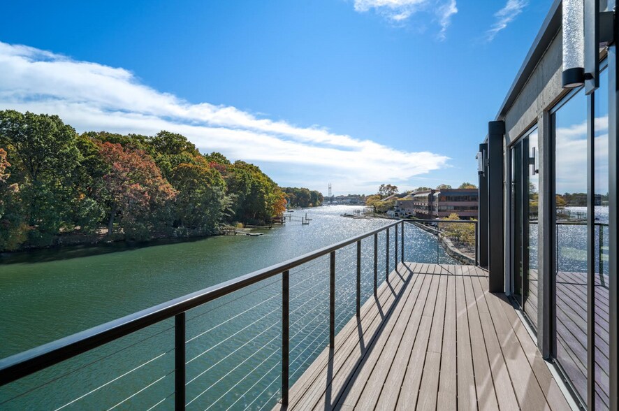 257 Riverside Ave, Westport, CT à louer - Photo de l’immeuble – Image 3 sur 9