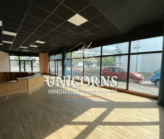 Local commercial dans Blagnac à vendre - Hall d’entrée – Image 3 sur 4