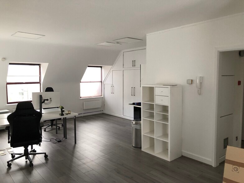 11-43 Harwood Rd, Londres à louer - Photo de l’immeuble – Image 2 sur 11