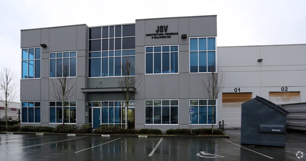 1658 Industrial Ave, Port Coquitlam, BC à vendre - Photo de l’immeuble – Image 1 sur 18