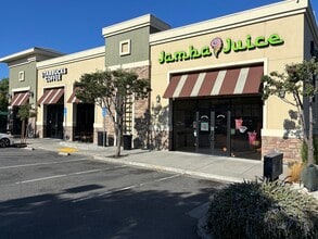 Napa Junction Rd, American Canyon, CA à louer Photo de l’immeuble– Image 1 sur 4