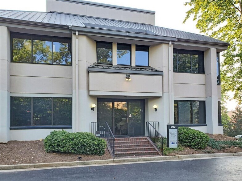 2255 Cumberland Pky SE, Atlanta, GA à louer - Photo de l’immeuble – Image 2 sur 31