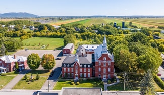 Plus de détails pour 1395 Rue Notre-Dame, Saint-cesaire, QC - Spécialisé à vendre