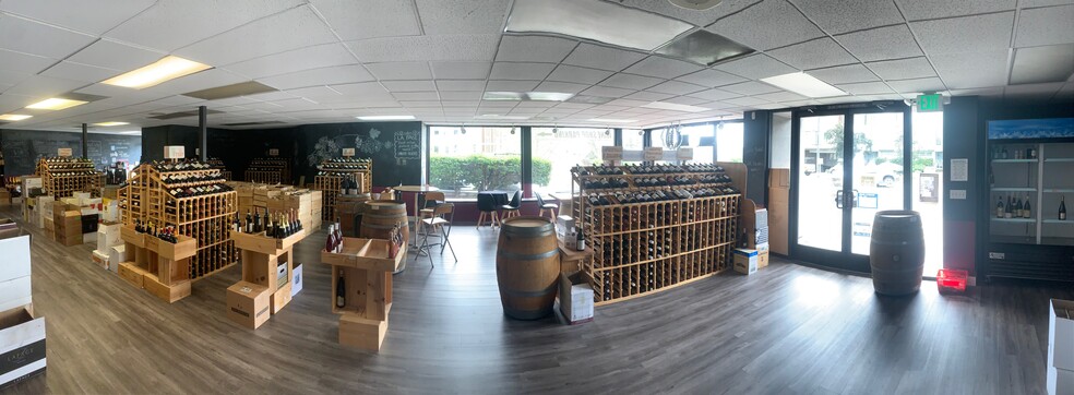 554 Ygnacio Valley Rd, Walnut Creek, CA à louer - Photo de l’immeuble – Image 3 sur 10