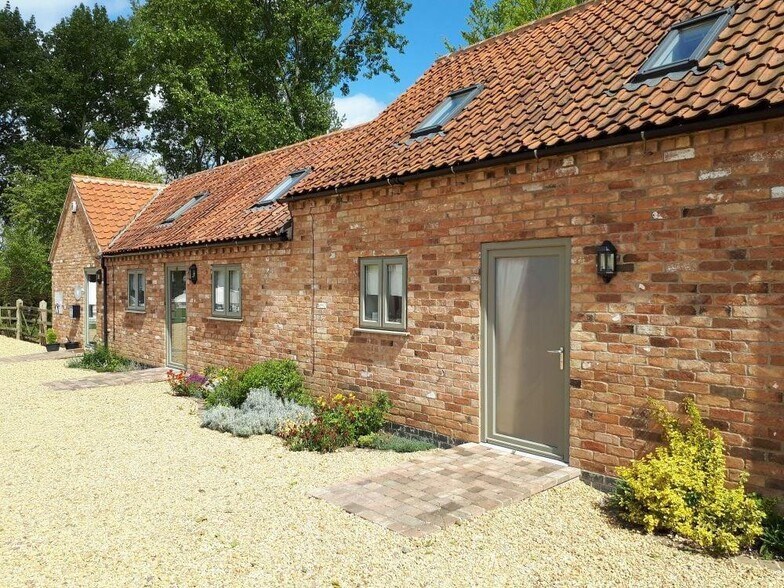 Colston Bassett Ln, Nottingham à louer - Photo de l’immeuble – Image 2 sur 11