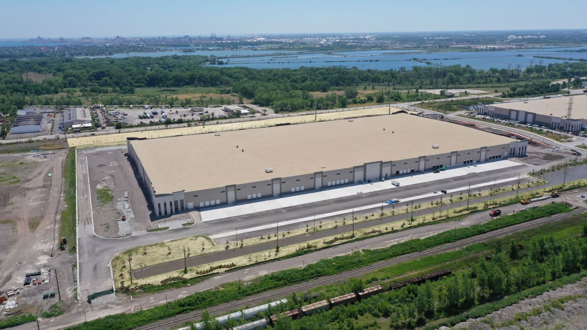 12200 S Avenue O, Chicago, IL à louer Photo de l’immeuble– Image 1 sur 3