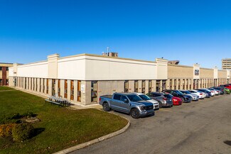 Plus de détails pour 373-451 Boul Lebeau, Montréal, QC - Industriel/Logistique à louer