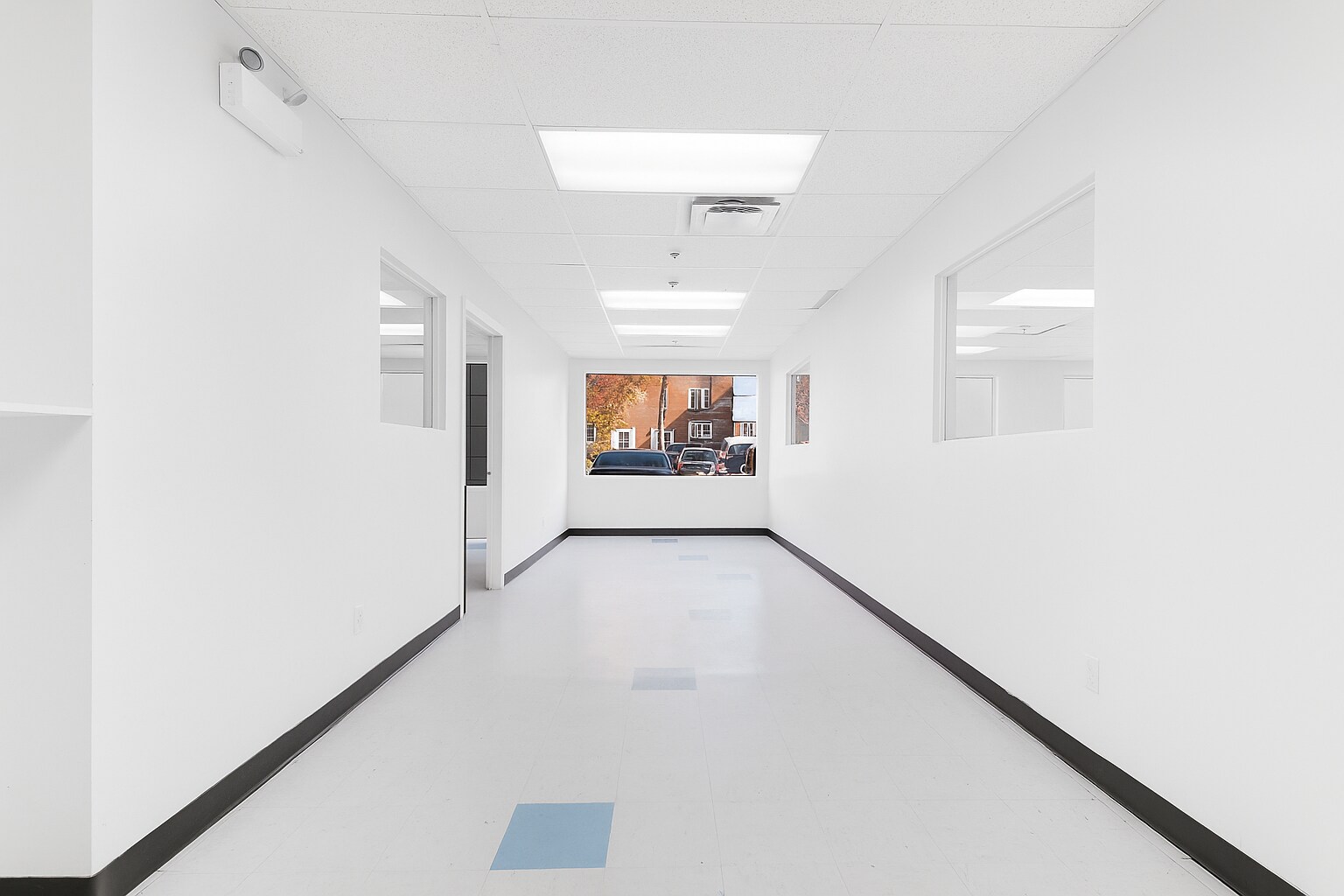 6525-6565 Boul Décarie, Montréal, QC à louer Photo intérieure– Image 1 sur 18