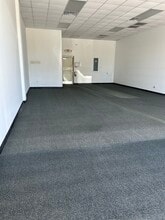 1002 Gardner Hill Dr, Jamestown, NC à louer Photo intérieure– Image 1 sur 2