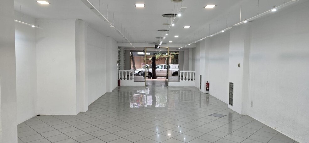 Local commercial dans Zaragoza à louer - Photo intérieure – Image 3 sur 11