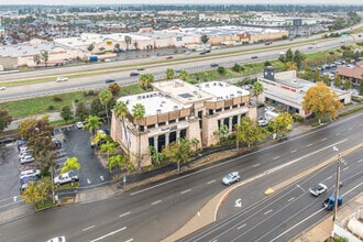 7455 N Fresno St, Fresno, CA - Vue aérienne  vue de carte