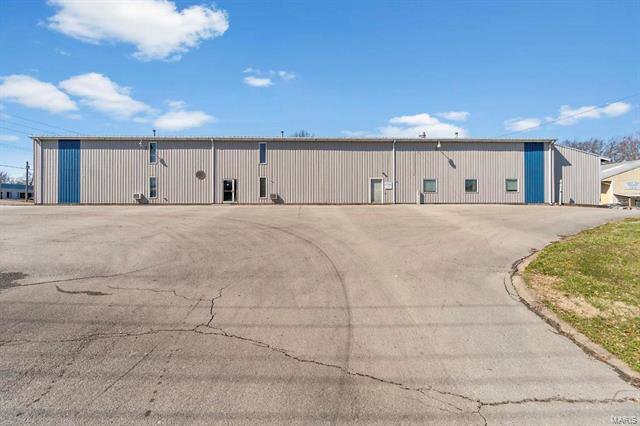 1320 Old Cape Rd, Jackson, MO à louer - Photo de l’immeuble – Image 3 sur 3