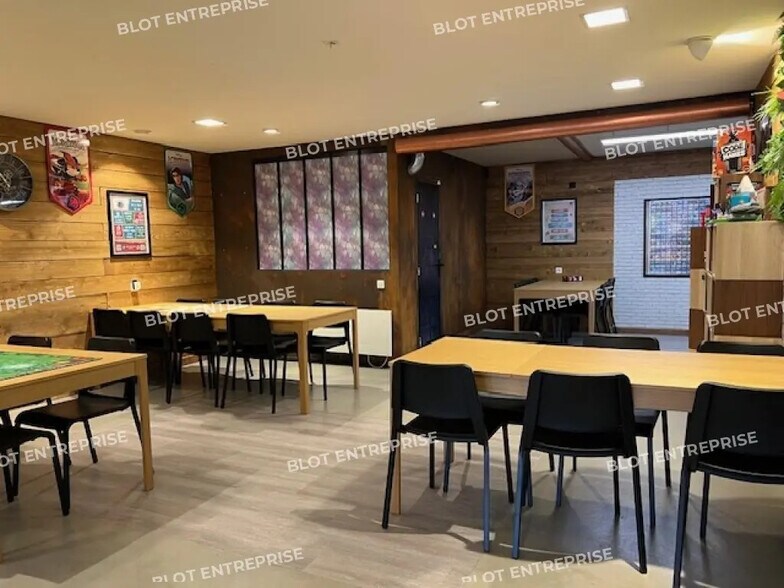 Local d'activités dans Trégueux à vendre - Photo de l’immeuble – Image 1 sur 8