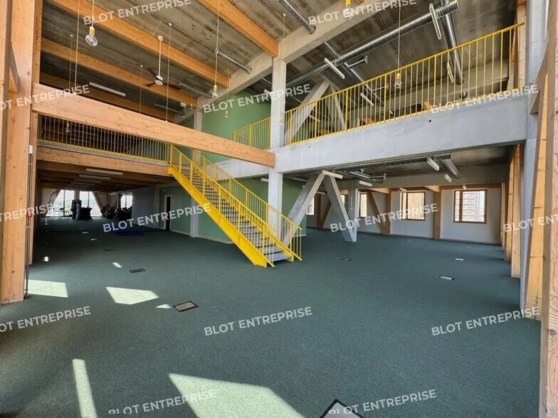 Bureau dans Nantes à louer - Photo de l’immeuble – Image 2 sur 15