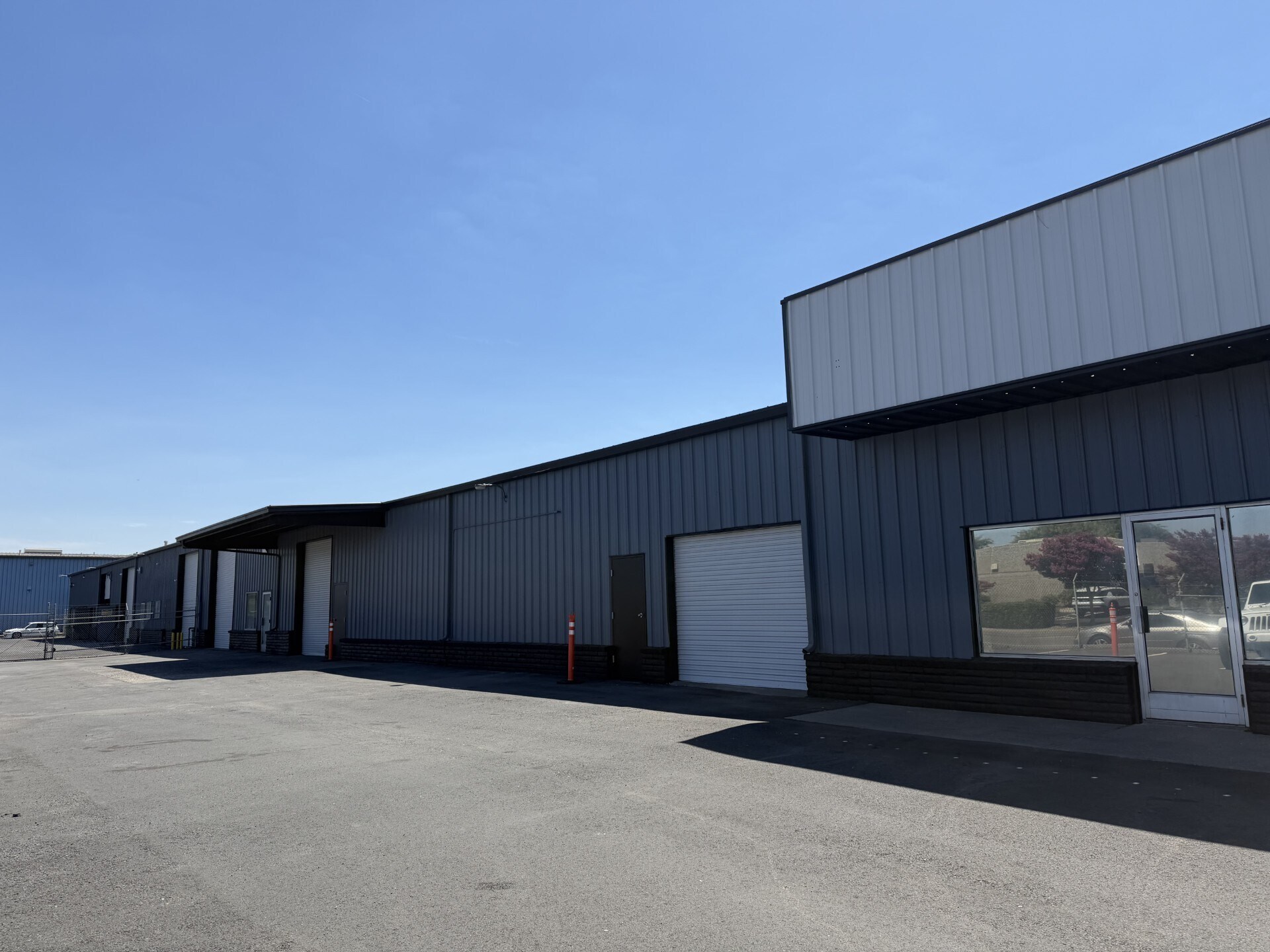 820 Beckman Rd, Lodi, CA à louer Photo de l’immeuble– Image 1 sur 24