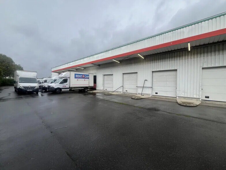 Industriel/Logistique dans Mitry-Mory à louer - Photo de l’immeuble – Image 3 sur 15
