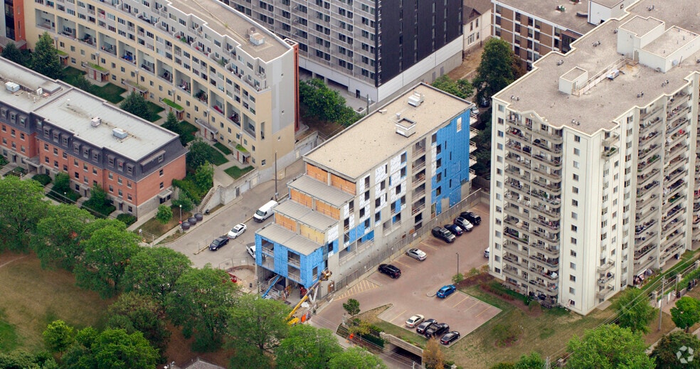 51 David St, Kitchener, ON à vendre - Aérien – Image 3 sur 4