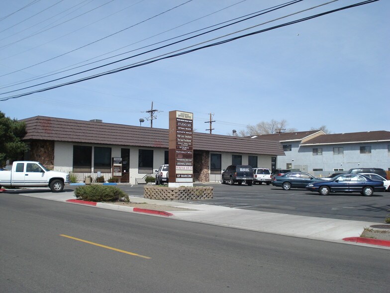 501 Casazza Dr, Reno, NV à louer - Photo de l’immeuble – Image 2 sur 3