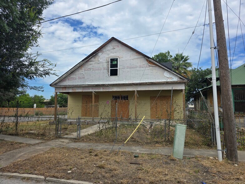105 Duffield St, San Antonio, TX à vendre - Photo de l’immeuble – Image 2 sur 10