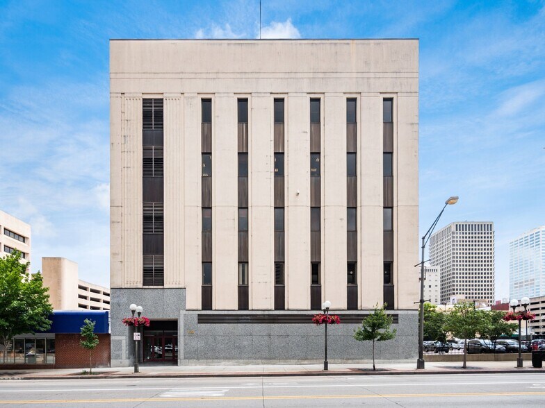 168-170 N High St, Columbus, OH à louer - Photo de l’immeuble – Image 3 sur 10