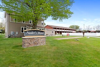 Plus de détails pour 612 N Lakeshore Dr, Ludington, MI - Hôtellerie à vendre