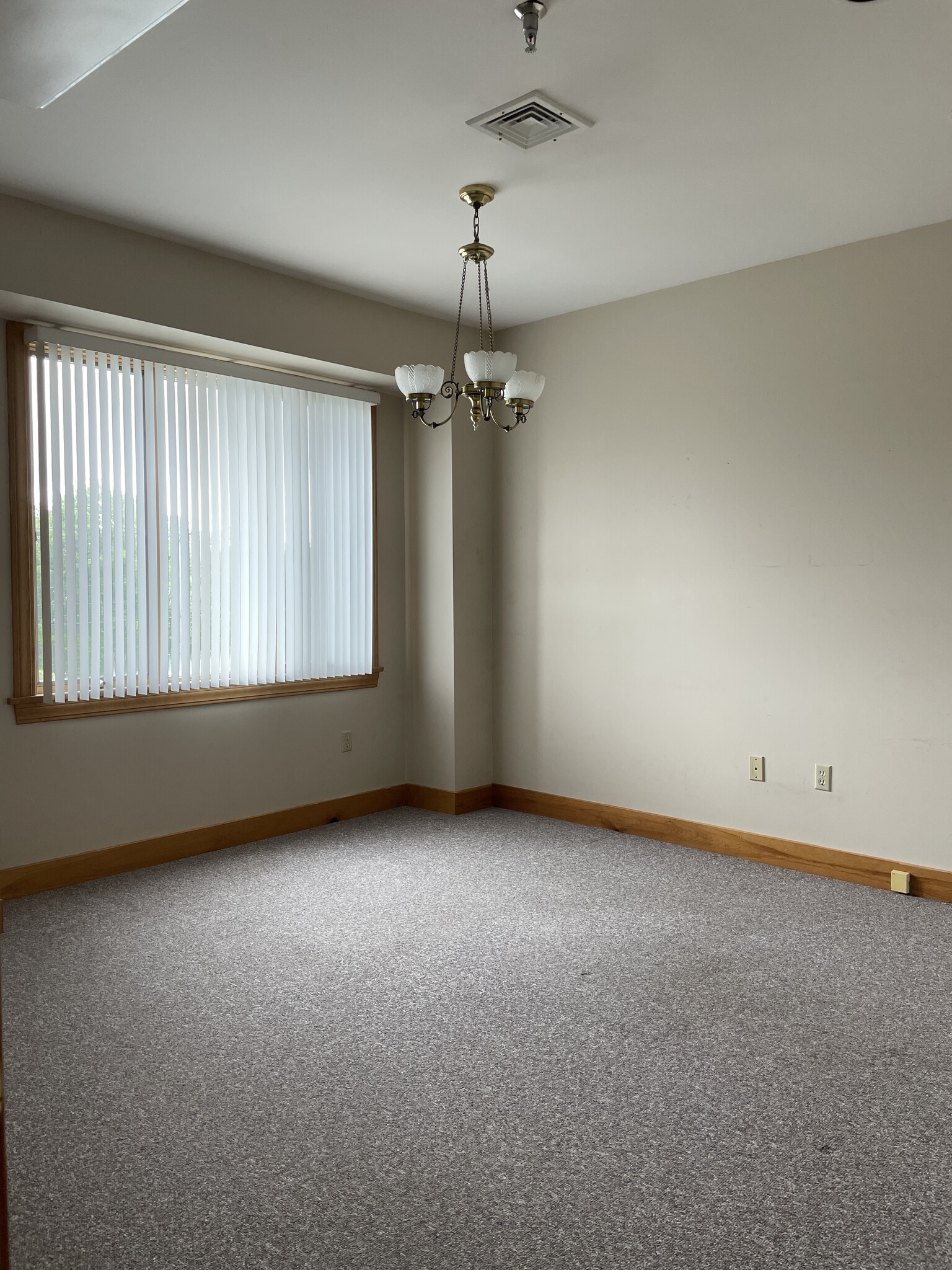 20 Hartford Rd, Salem, CT à louer Photo intérieure– Image 1 sur 12