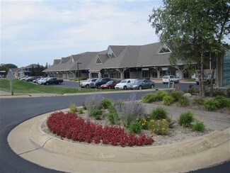 Plus de détails pour 3890 Charlevoix Rd, Petoskey, MI - Bureau à vendre