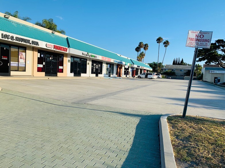 8342 Garden Grove Blvd, Garden Grove, CA à louer - Photo de l’immeuble – Image 2 sur 7
