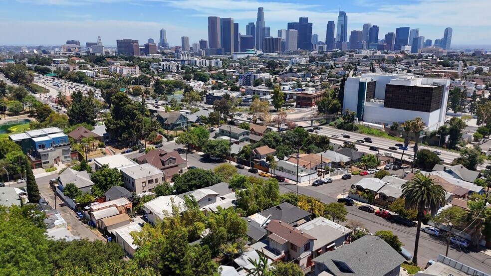 1727 Bellevue Ave, Los Angeles, CA à vendre - Photo de l’immeuble – Image 3 sur 11