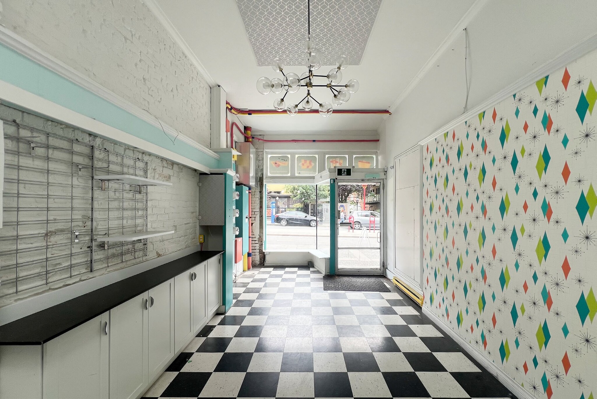 552 Pandora Ave, Victoria, BC à louer Photo intérieure– Image 1 sur 3