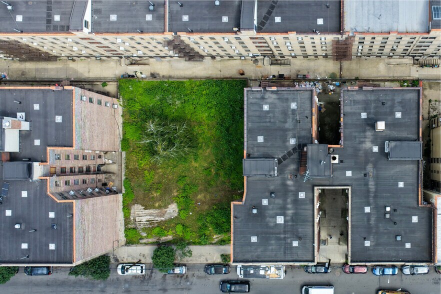 1210 Woodycrest Avenue, Bronx, NY à vendre - Photo de l’immeuble – Image 3 sur 4