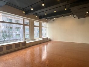 16 E 52nd St, New York, NY à louer Photo intérieure– Image 2 sur 10