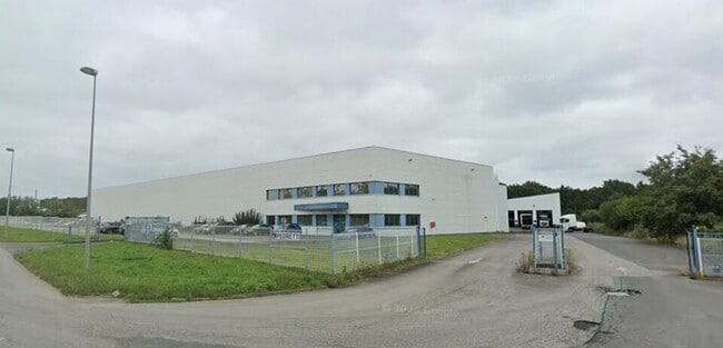 Plus de détails pour 3 Rue Gustave Eiffel, Aizenay - Industriel/Logistique à vendre