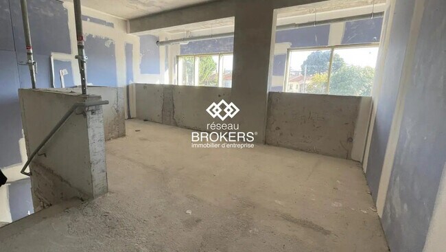 Plus de détails pour Industriel/Logistique à vendre