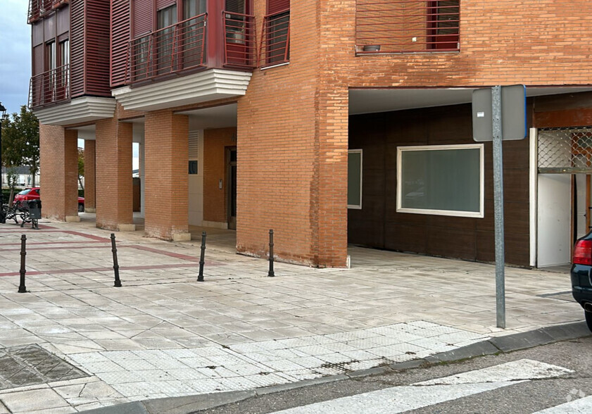Immeuble residentiel dans Alovera, Guadalajara à vendre - Photo intérieure – Image 1 sur 1