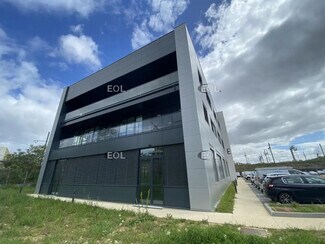 Plus de détails pour Local d'activités à louer
