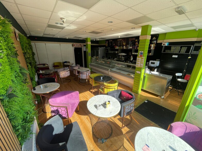 344 Wimborne Rd, Bournemouth à louer - Photo de l’immeuble – Image 2 sur 4