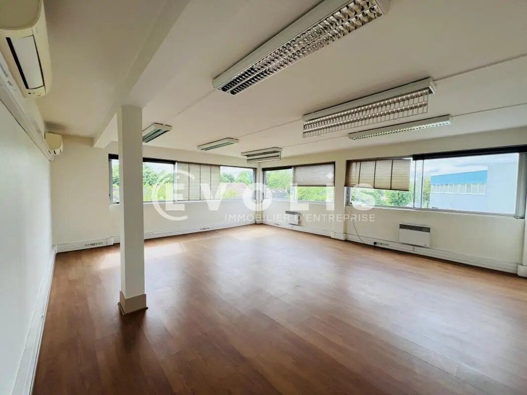 Bureau dans Noisy-le-Grand à louer Photo intérieure– Image 1 sur 6
