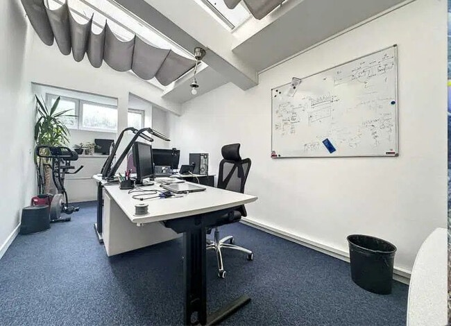 Plus de détails pour Bureau à vendre