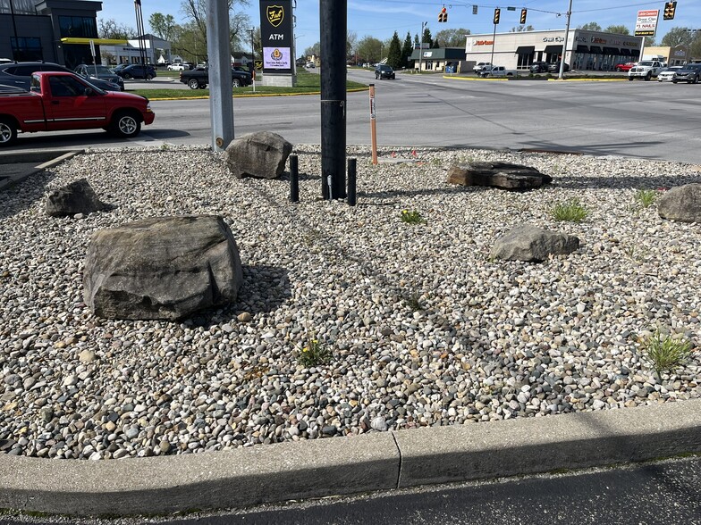 2001 Lafayette Ave, Terre Haute, IN à vendre - Photo de l’immeuble – Image 2 sur 7