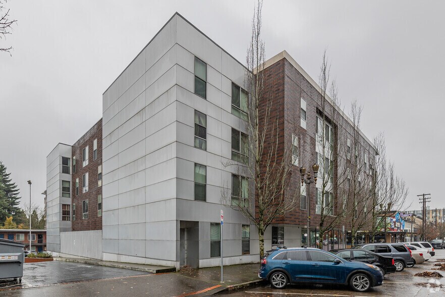 621 Broadway St, Vancouver, WA à louer - Photo de l’immeuble – Image 3 sur 14