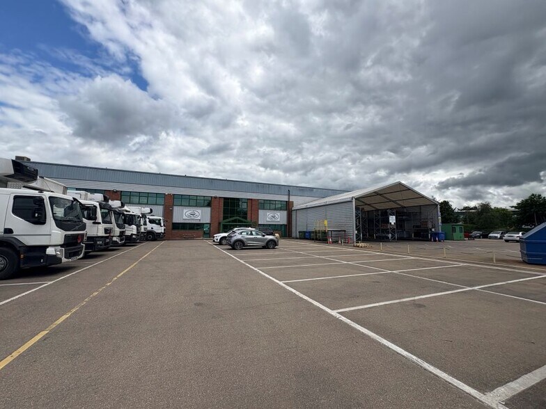 Thorpe Way, Banbury à louer - Photo de l’immeuble – Image 1 sur 14