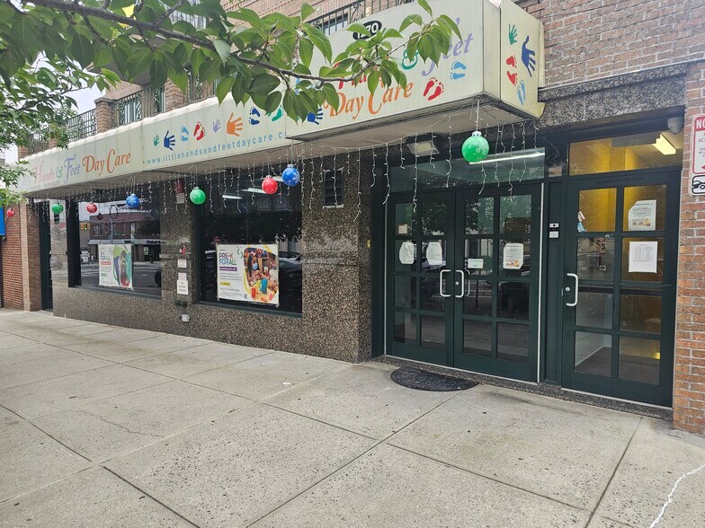 1270 Bay Ridge Pky, Brooklyn, NY à vendre - Photo de l’immeuble – Image 1 sur 4