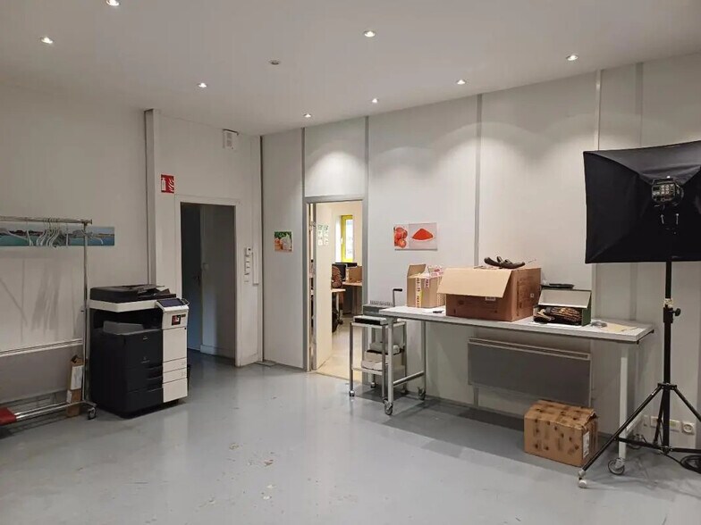 Local d'activités dans Verson à vendre - Photo de l’immeuble – Image 2 sur 4